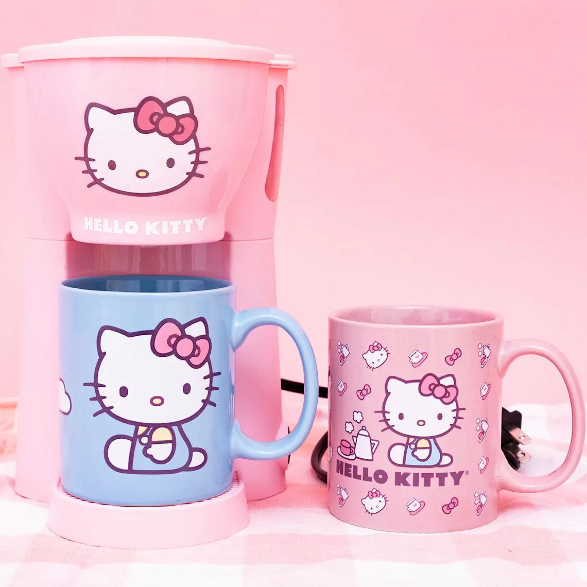 Hello Kitty Coffee Maker 3-Piece Gift Set^Uncanny Brands LLC Best