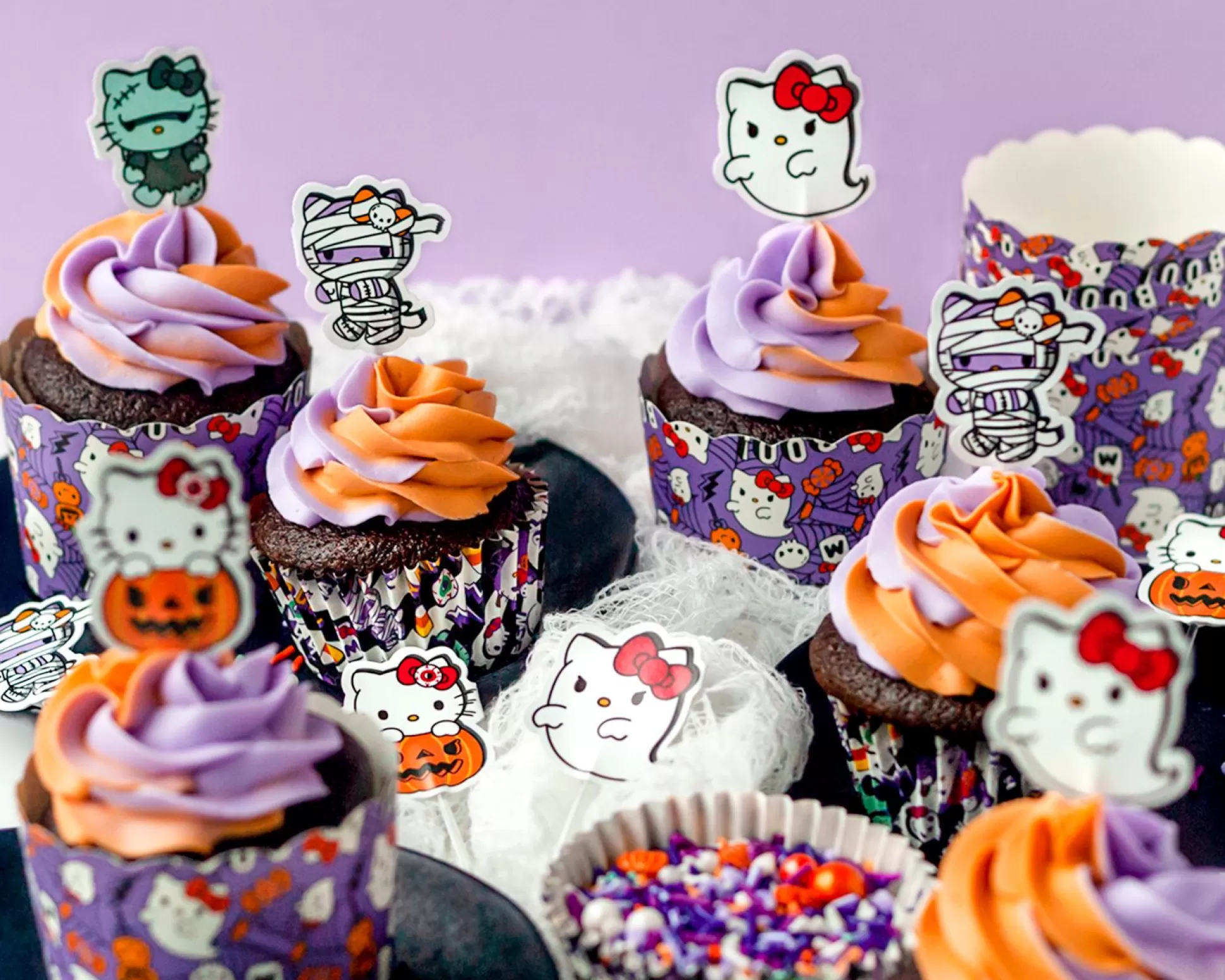 Hello Kitty Halloween Cupcake Party Set^Handstand Kitchen Outlet