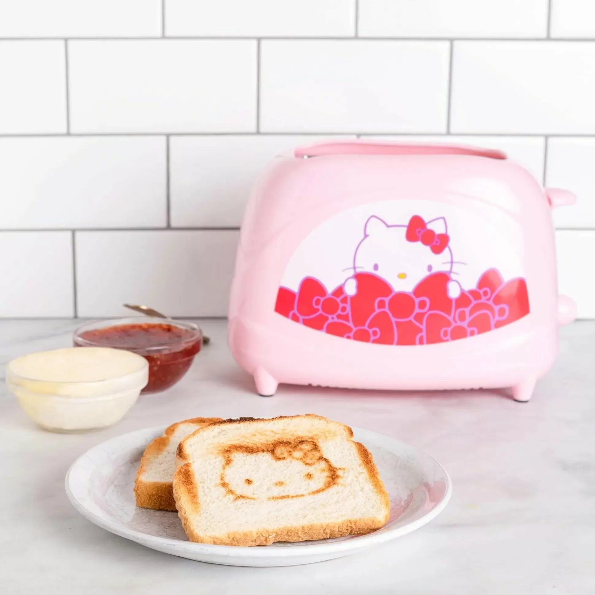 Hello Kitty Two-Slice Toaster^Uncanny Brands LLC Fashion