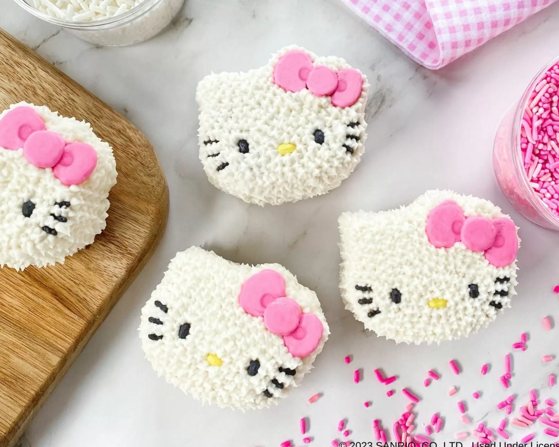 Hello Kitty Ultimate Baking Party Set^Handstand Kitchen Cheap